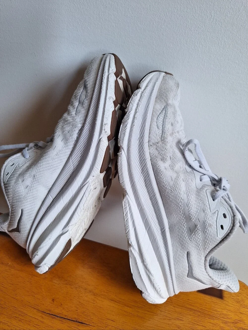 Hoka Clifton 9 Women's White Nimbus Cloud Size 8B